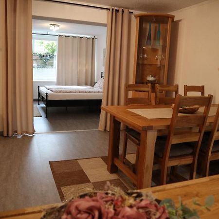 Ferienwohnung Tislenko Rust Bagian luar foto