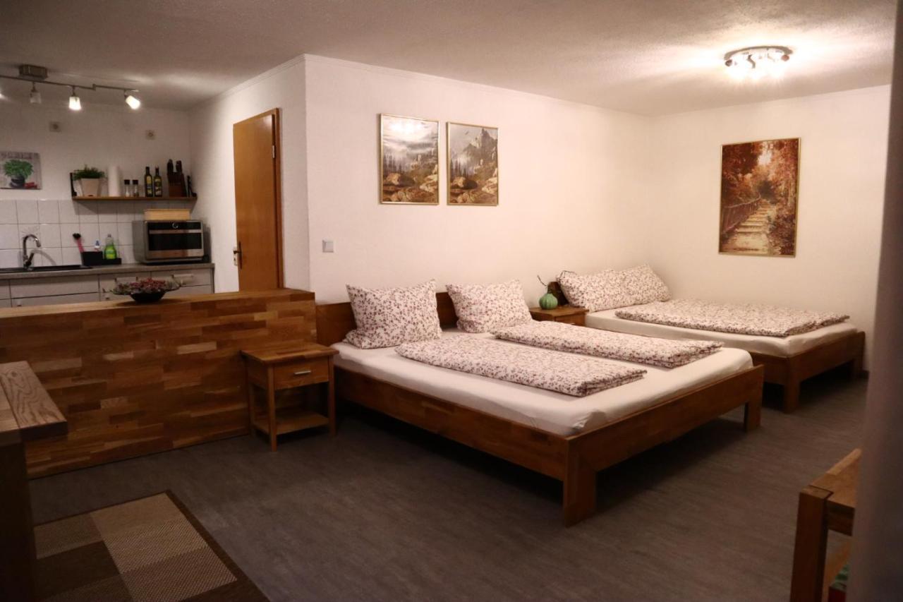 Ferienwohnung Tislenko Rust Bagian luar foto